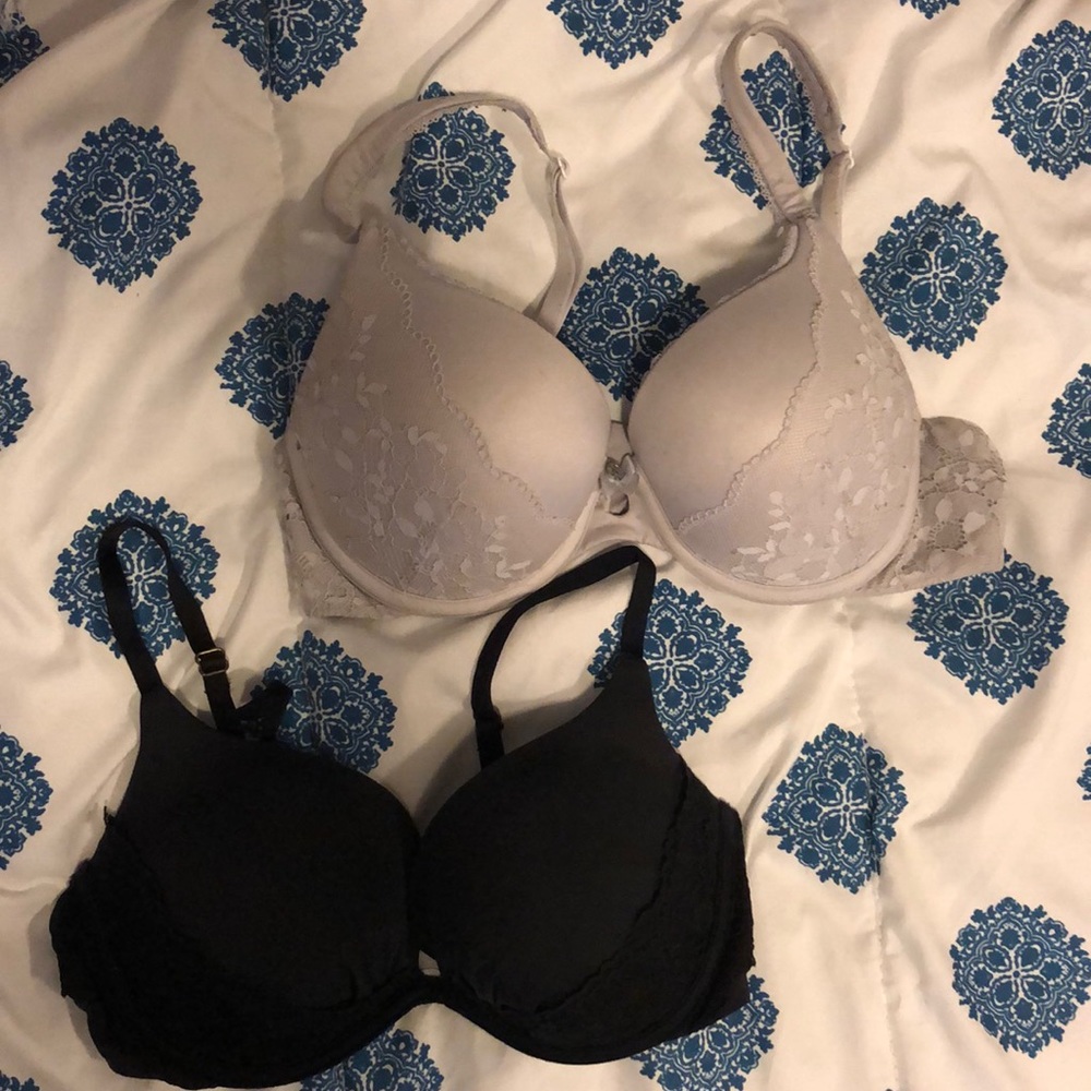 set of lace bras